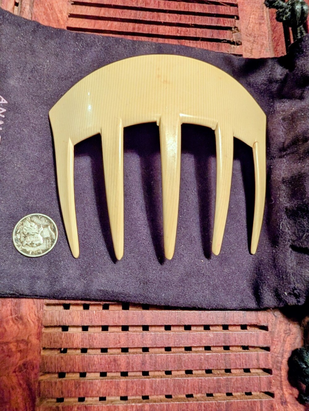 Vintage Art Deco Ivory Celluloid Hair Comb